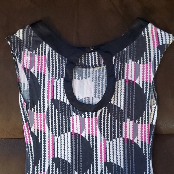 Express mini dress - Picture 2 of 4